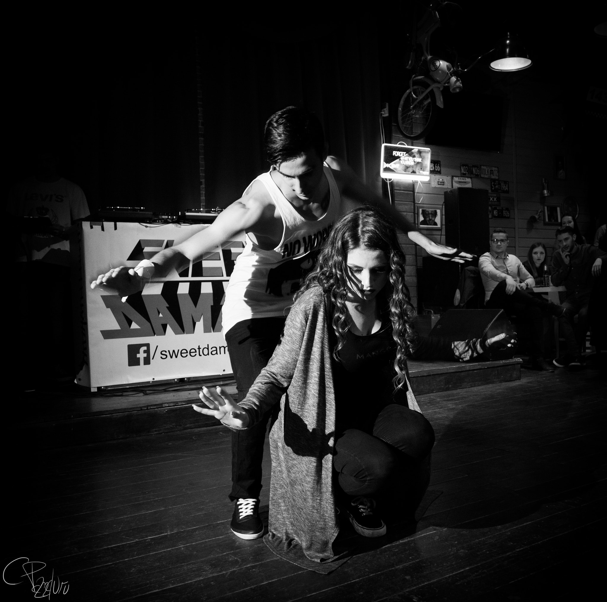 Olympus PEN E-P5 sample photo. Dancing photography