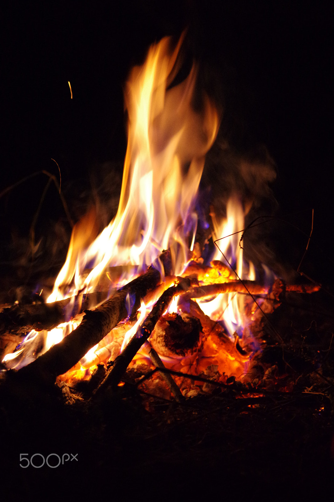 Pentax smc DA 50-200mm F4-5.6 ED WR sample photo. Fire photography