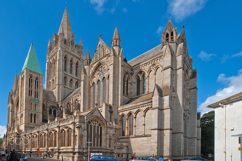 Sigma 12-24mm F4.5-5.6 EX DG Aspherical HSM sample photo. St mary's church photography