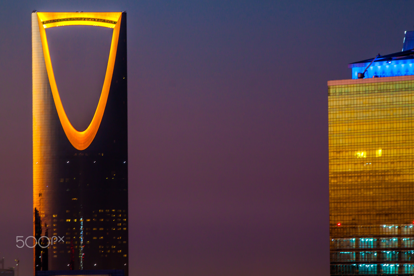 Canon EF 70-200mm F2.8L IS II USM sample photo. Riyadh golden sunset photography