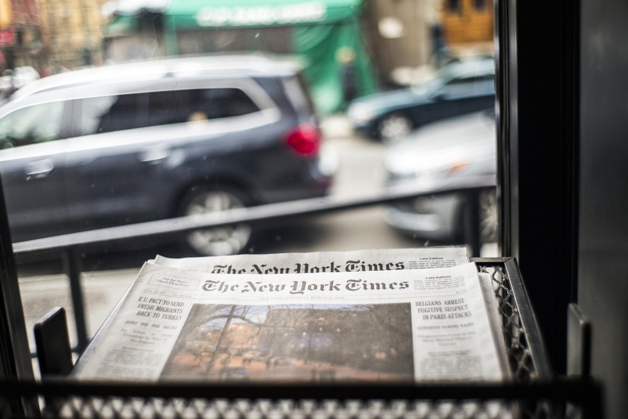 Summicron-M 1:2/35 sample photo. The new york times in new york photography