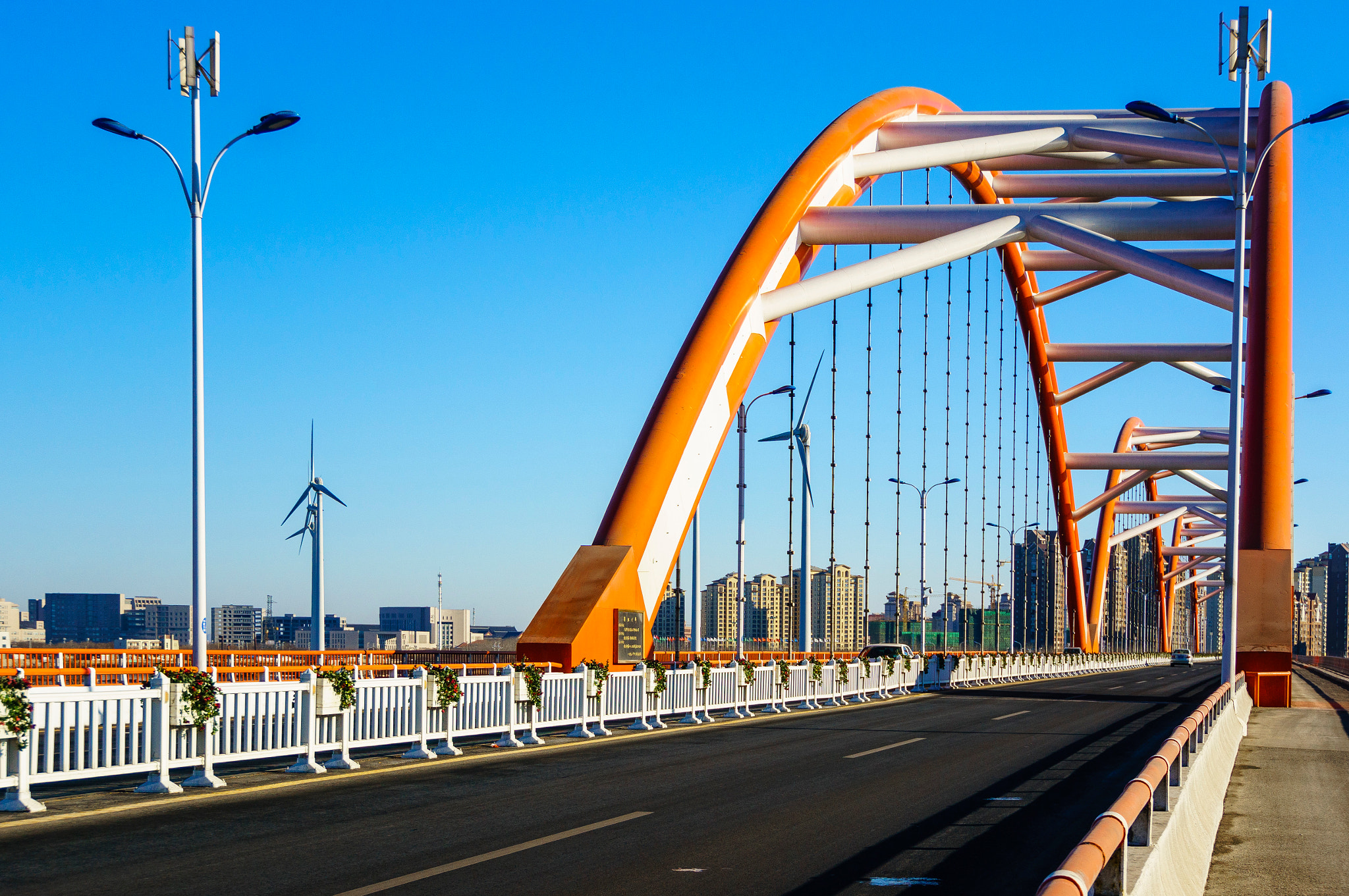 Sony Alpha NEX-6 + Sony E 18-200mm F3.5-6.3 OSS LE sample photo. Rainbow bridge photography