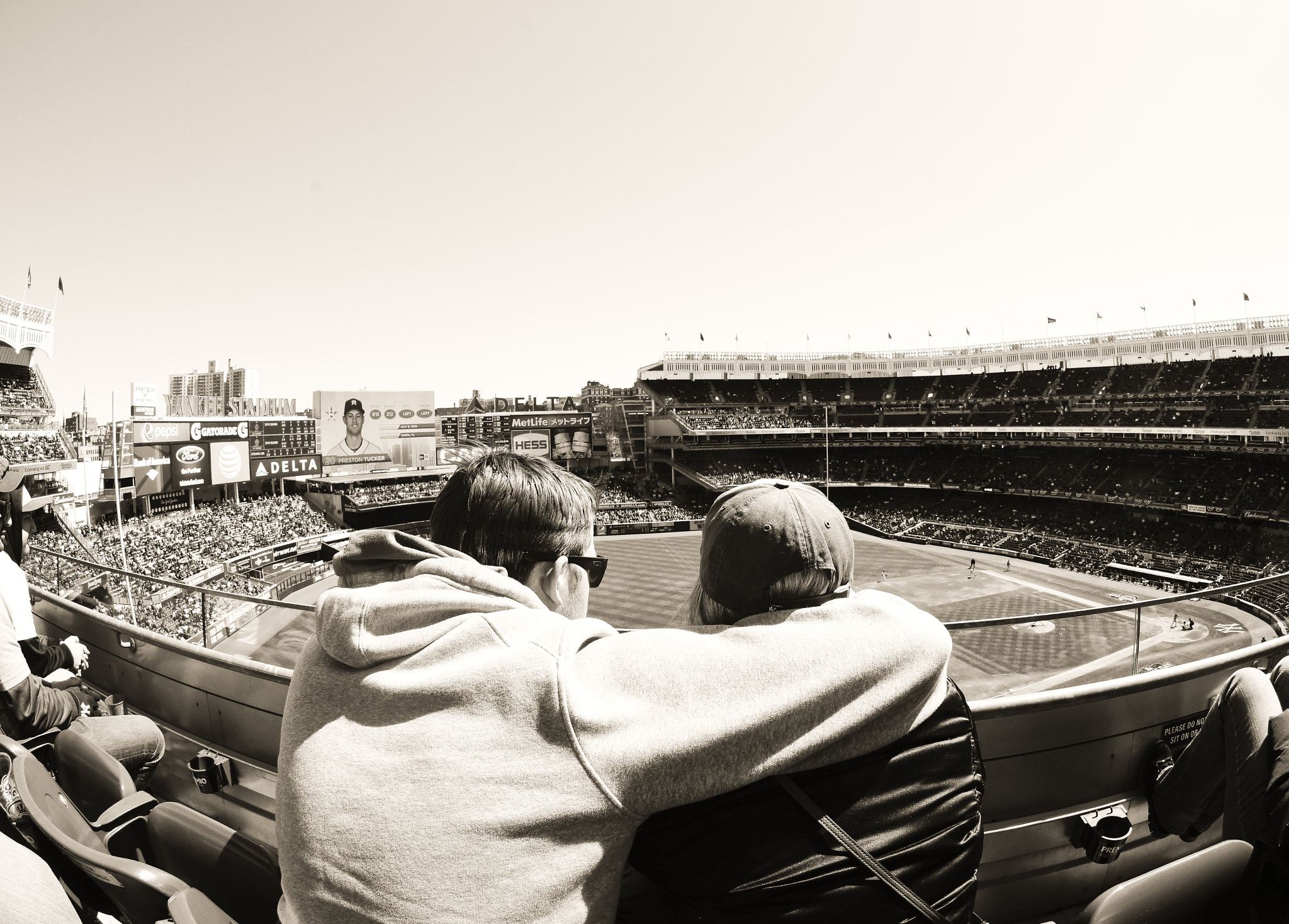 Sony a99 II + Sony 16mm F2.8 Fisheye sample photo. Yankees fans photography