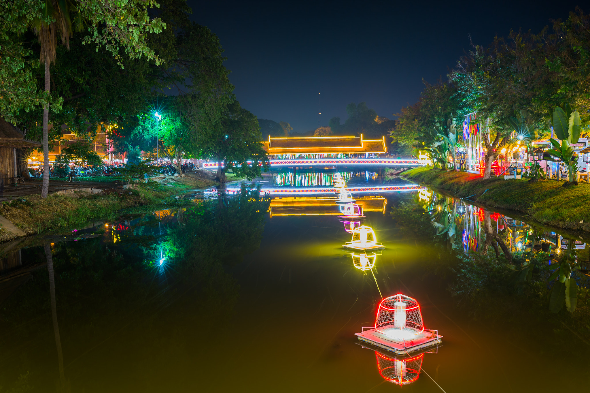 Nikon Df + Sigma 35mm F1.4 DG HSM Art sample photo. Night view at cambodia. photography
