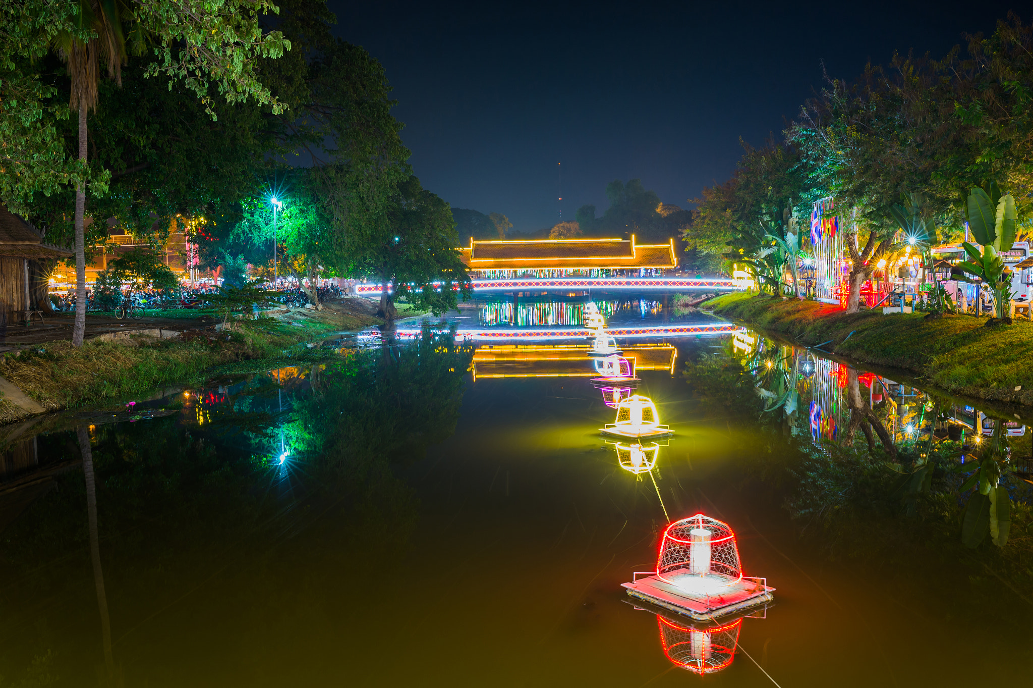Nikon Df + Sigma 35mm F1.4 DG HSM Art sample photo. Night view at cambodia. photography