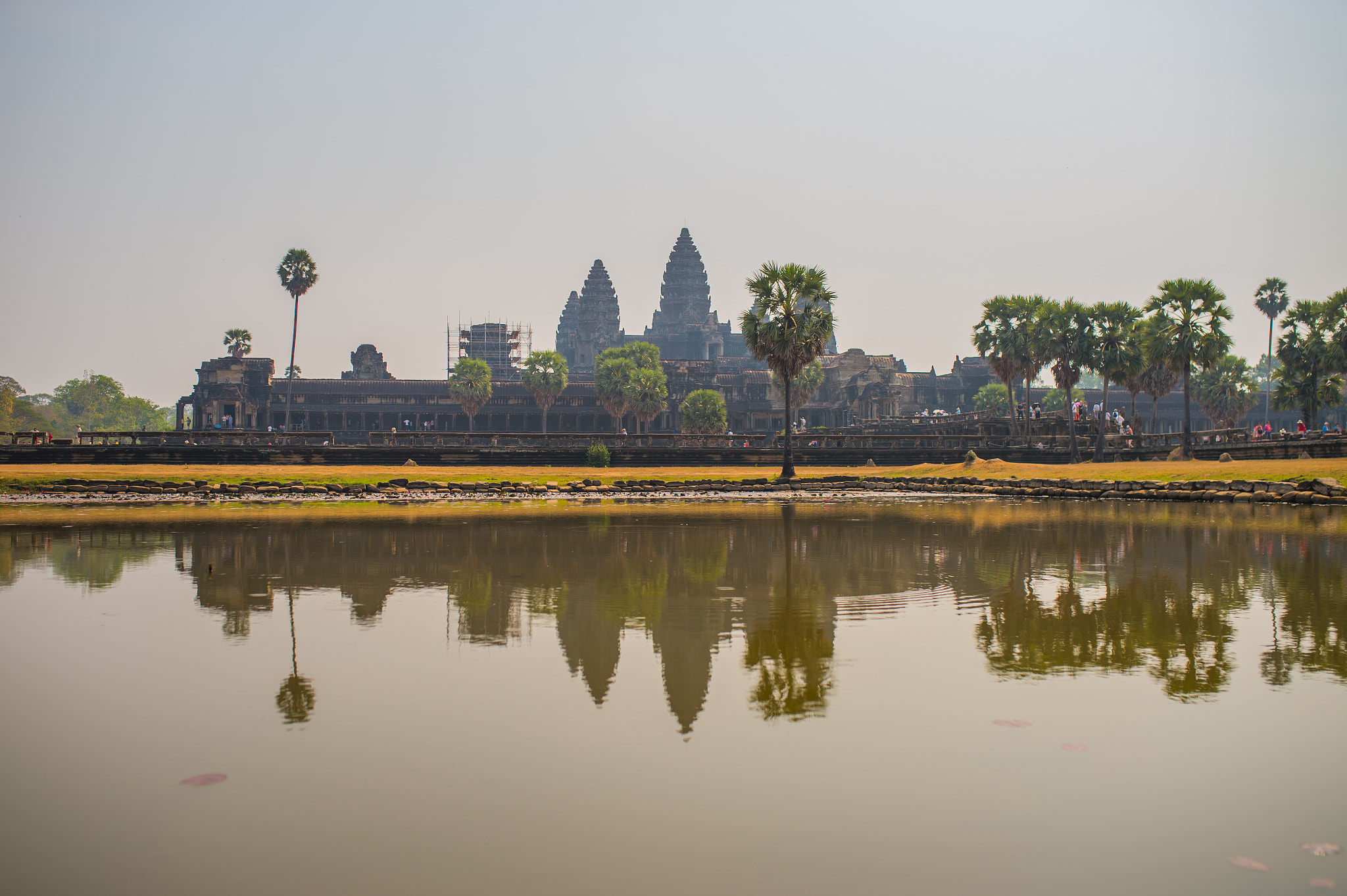Nikon Df + Sigma 35mm F1.4 DG HSM Art sample photo. Ankor wat,siem reap,cambodia. photography