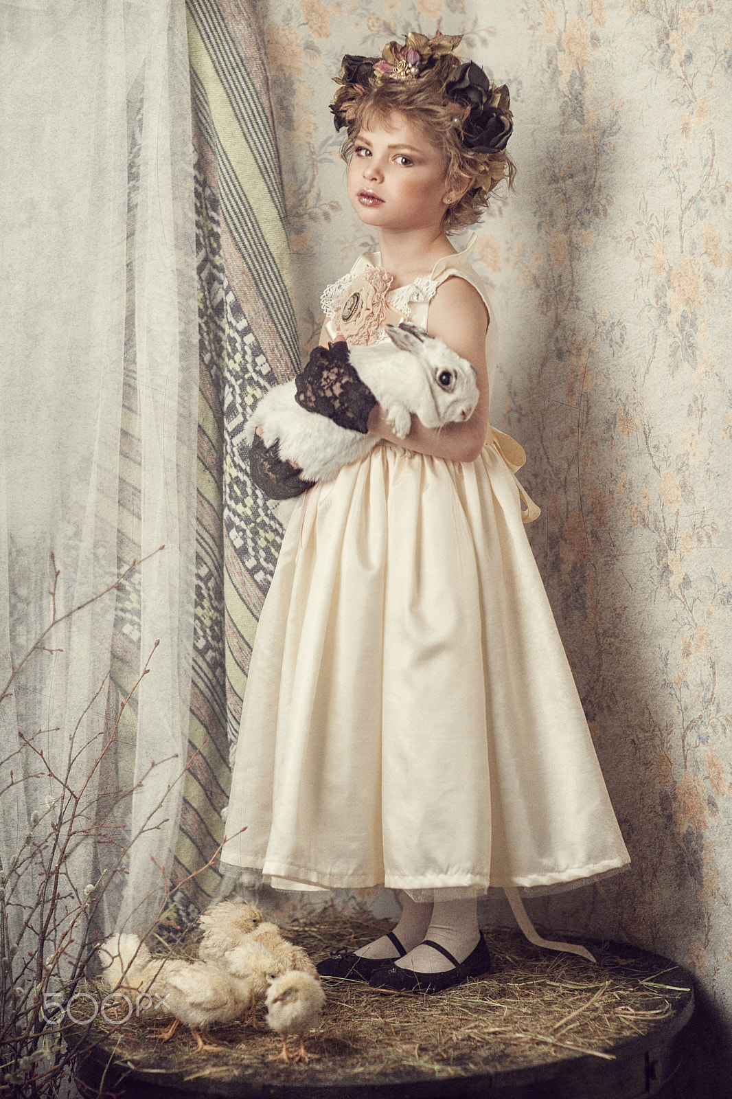 Canon EF 85mm F1.2 sample photo. Girl holding a rabbit in his hands photography
