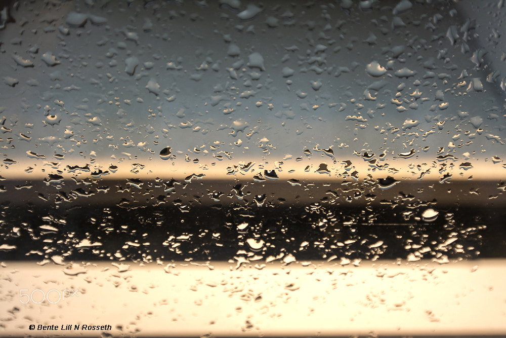 Nikon AF-S Nikkor 18-35mm F3.5-4.5G ED sample photo. Rain photography