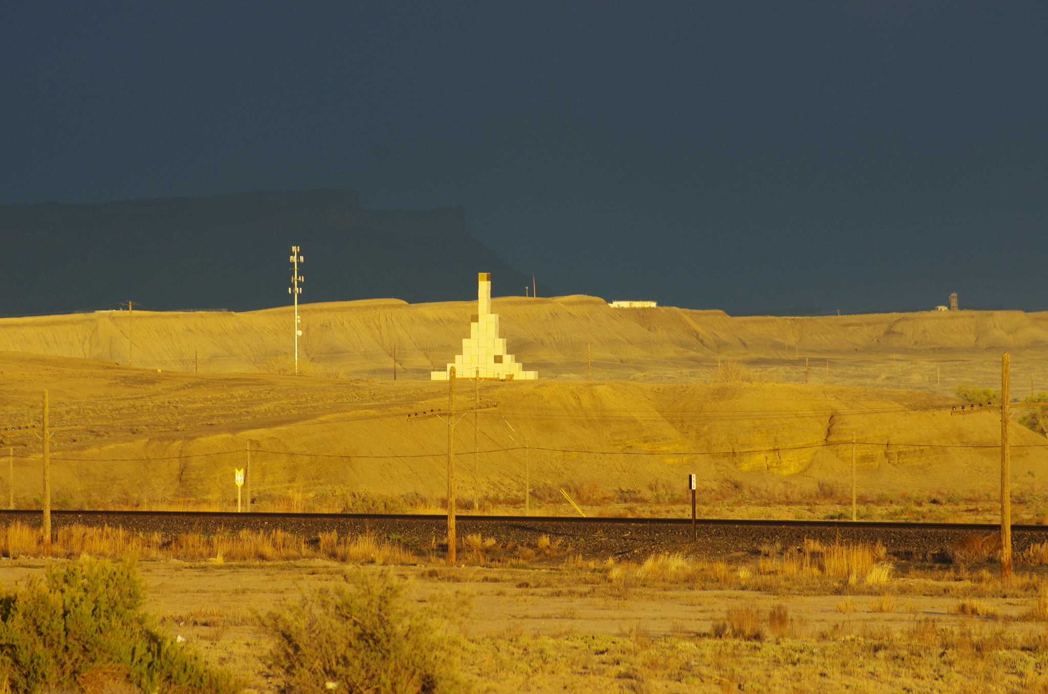 Pentax K-5 + Pentax smc DA* 60-250mm F4.0 ED (IF) SDM sample photo. Pyramid in green river photography