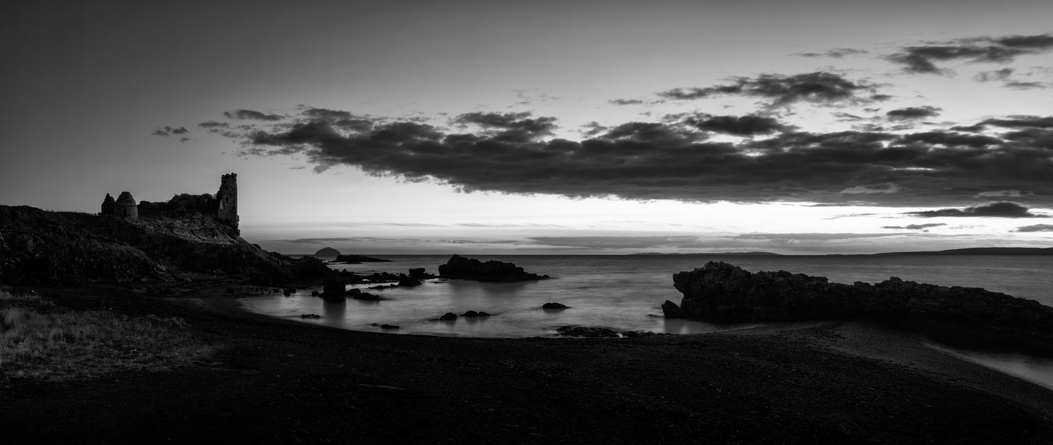 Leica S (TYP 006) + Elmarit-S 45 sample photo. Outcrop photography