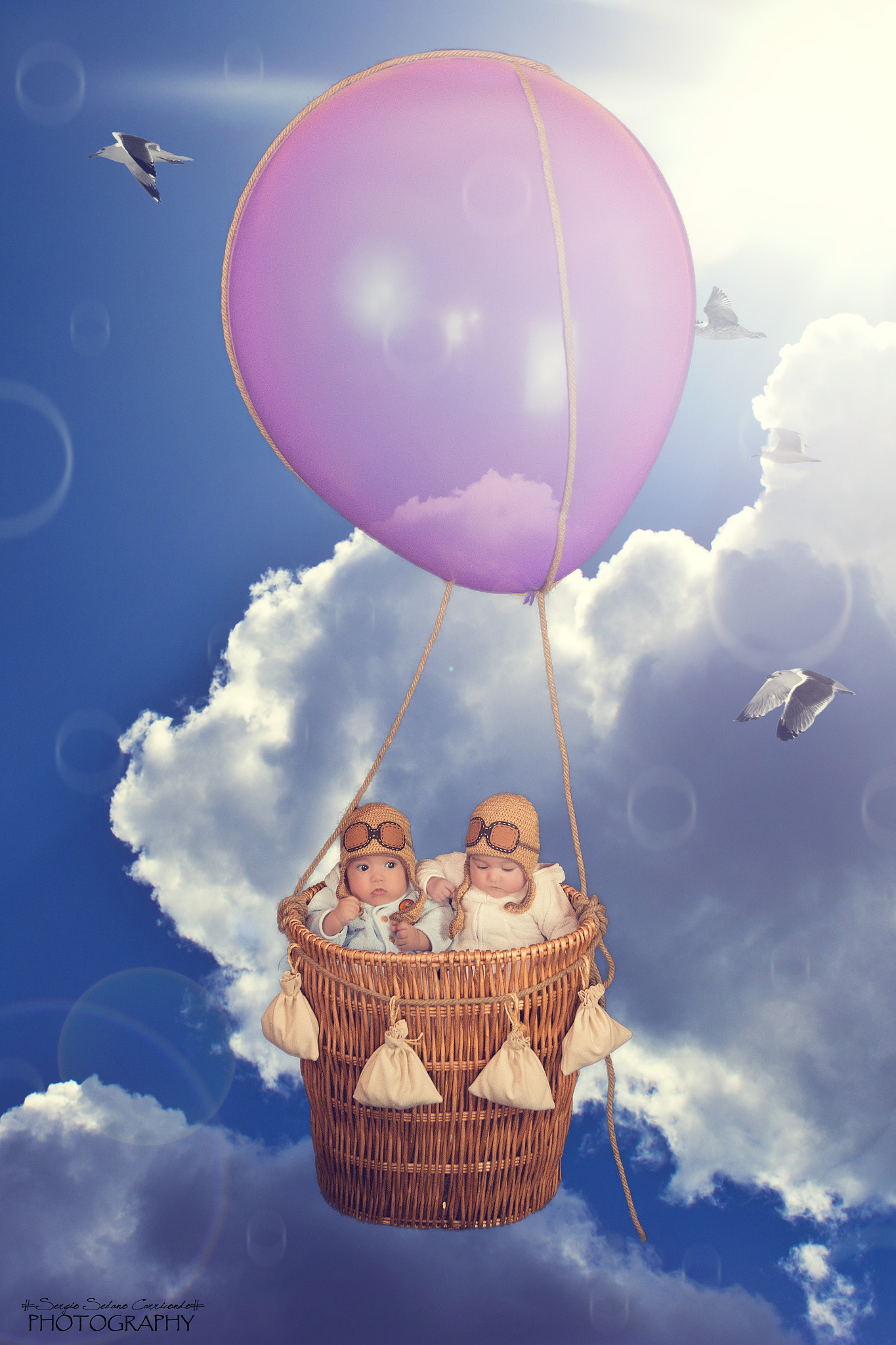 Sigma 24-105mm f/4 DG OS HSM | A sample photo. Baby balloon fly photography