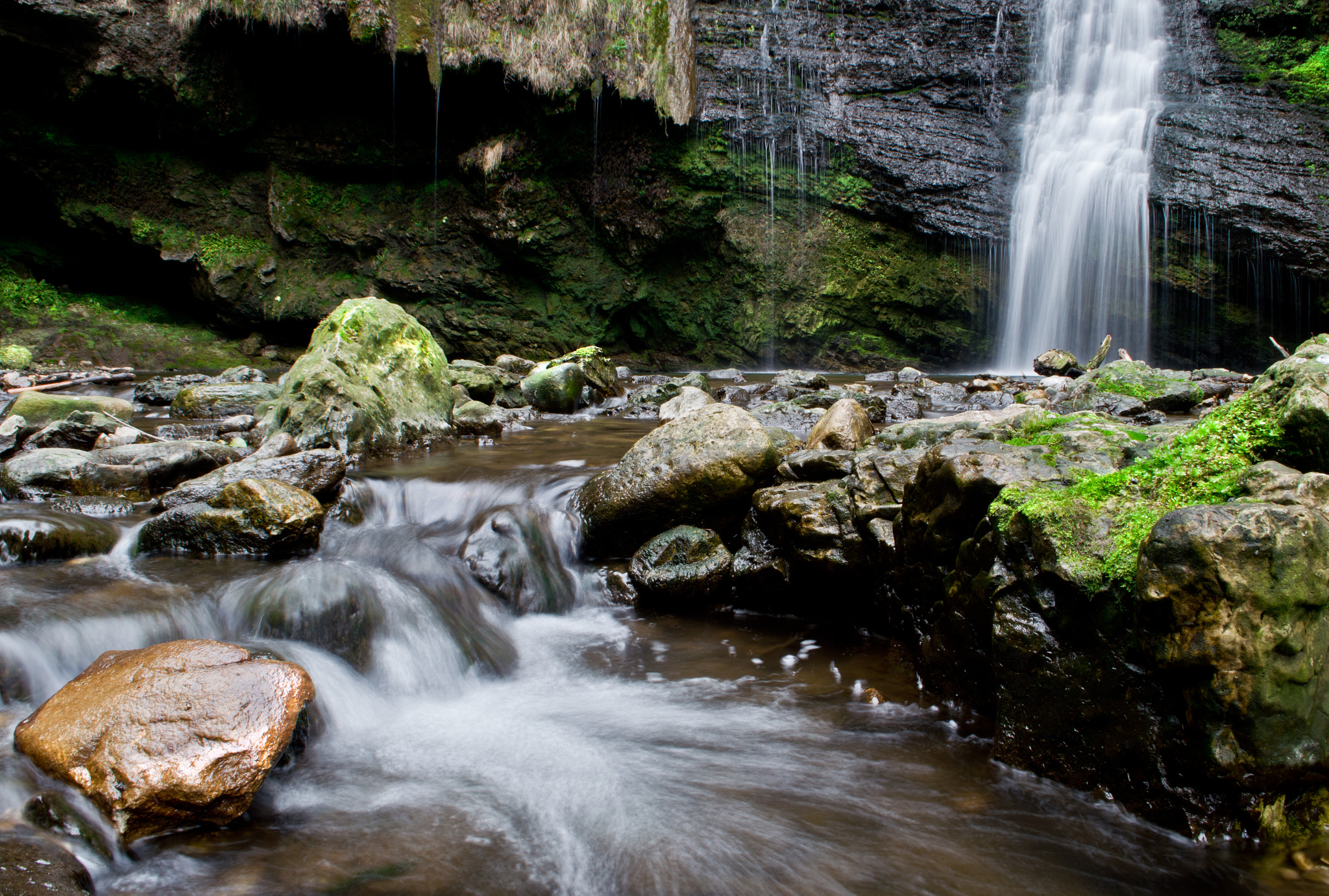 AF-S Nikkor 300mm f/2.8D IF-ED II sample photo. Cascata di fermona photography