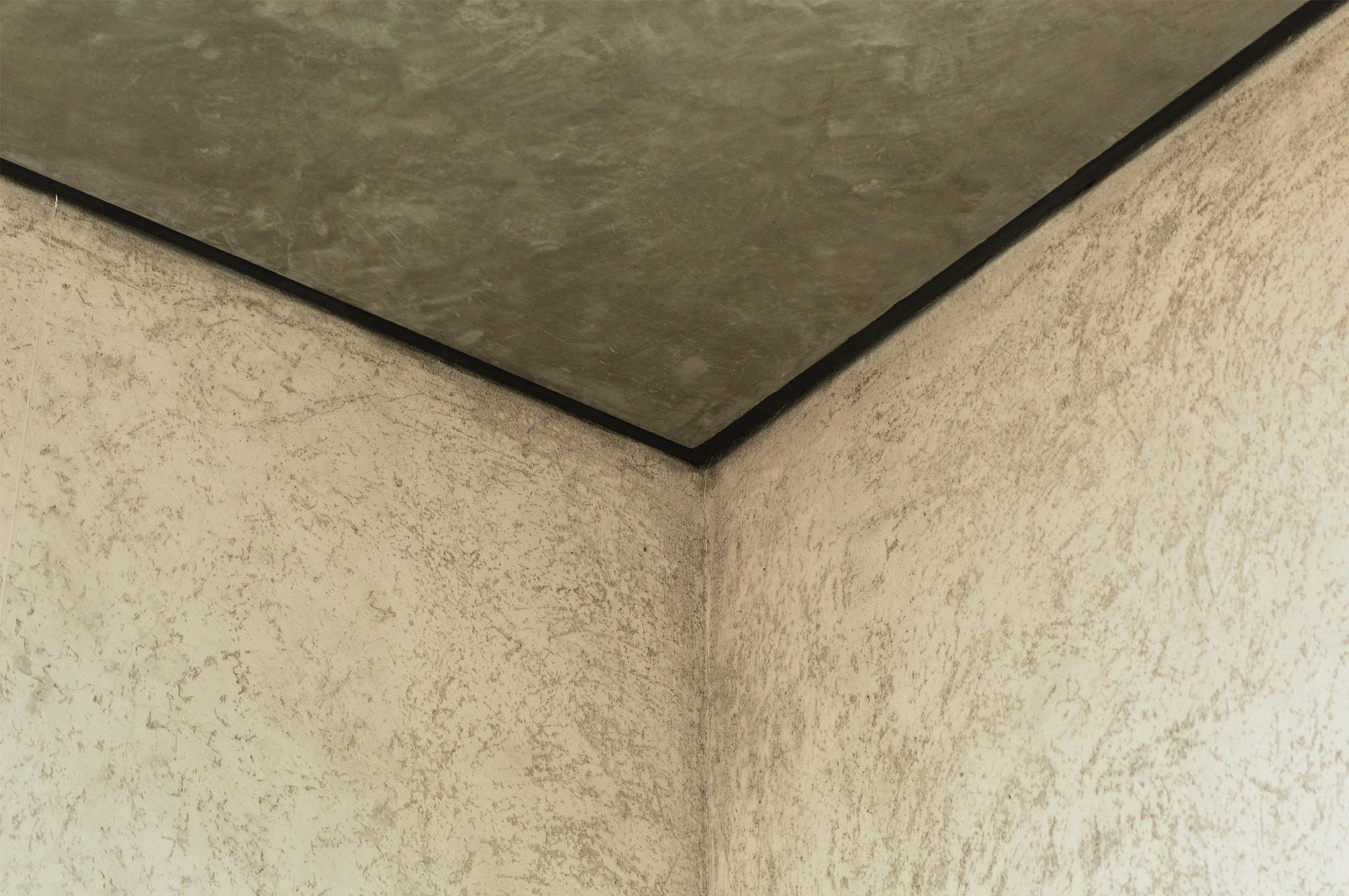 AF Zoom-Nikkor 75-300mm f/4.5-5.6 sample photo. Gallo apartment, restored by carlo scarpa. photography