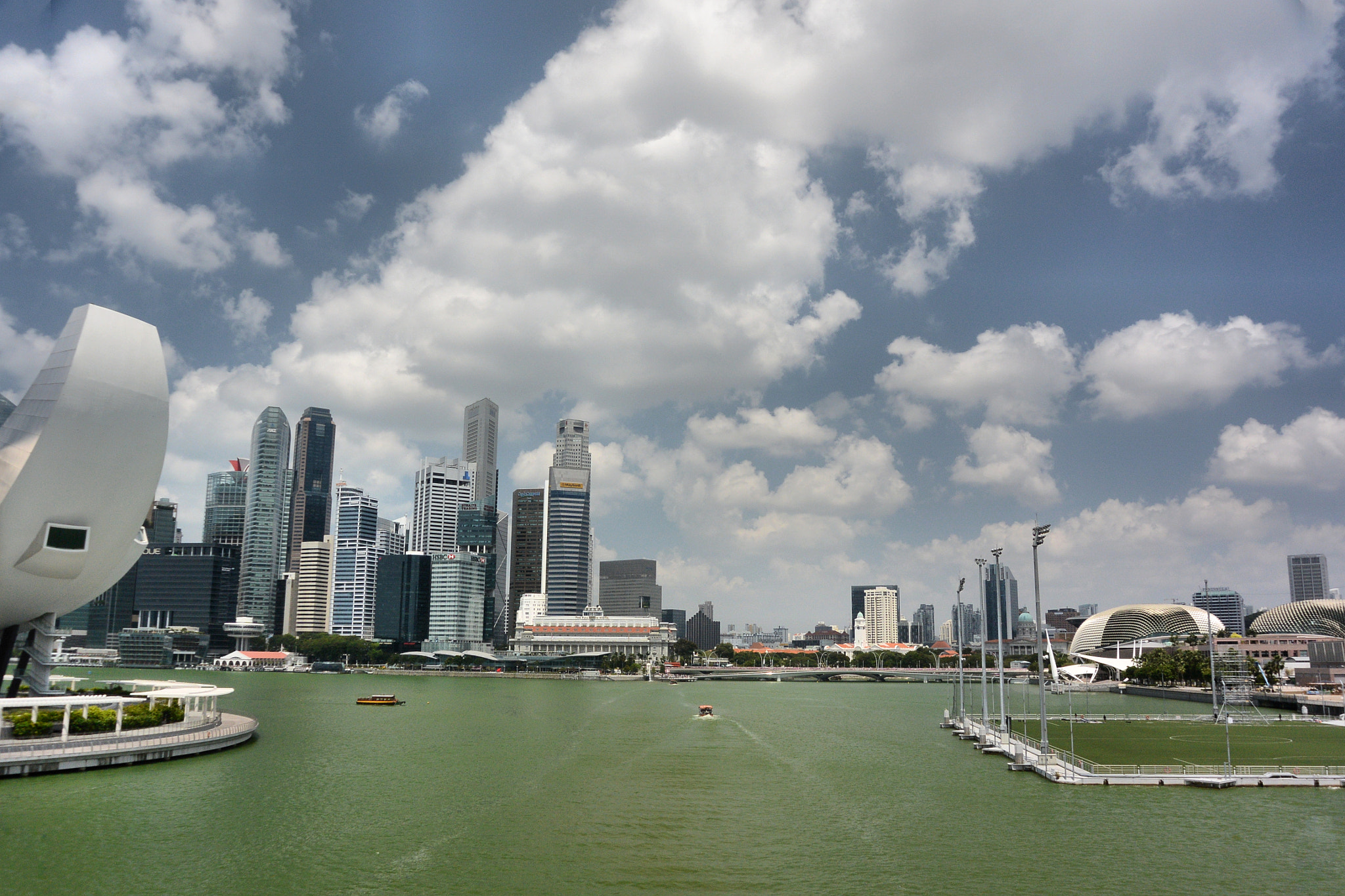 Nikon 1 V2 sample photo. City of singapore. photography