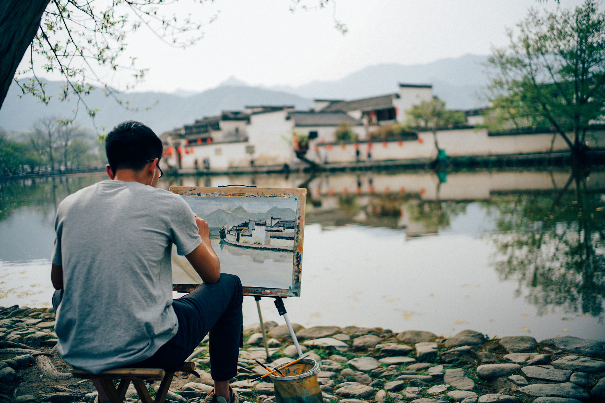 0mm F0 SAM sample photo. Painting in the photo photography