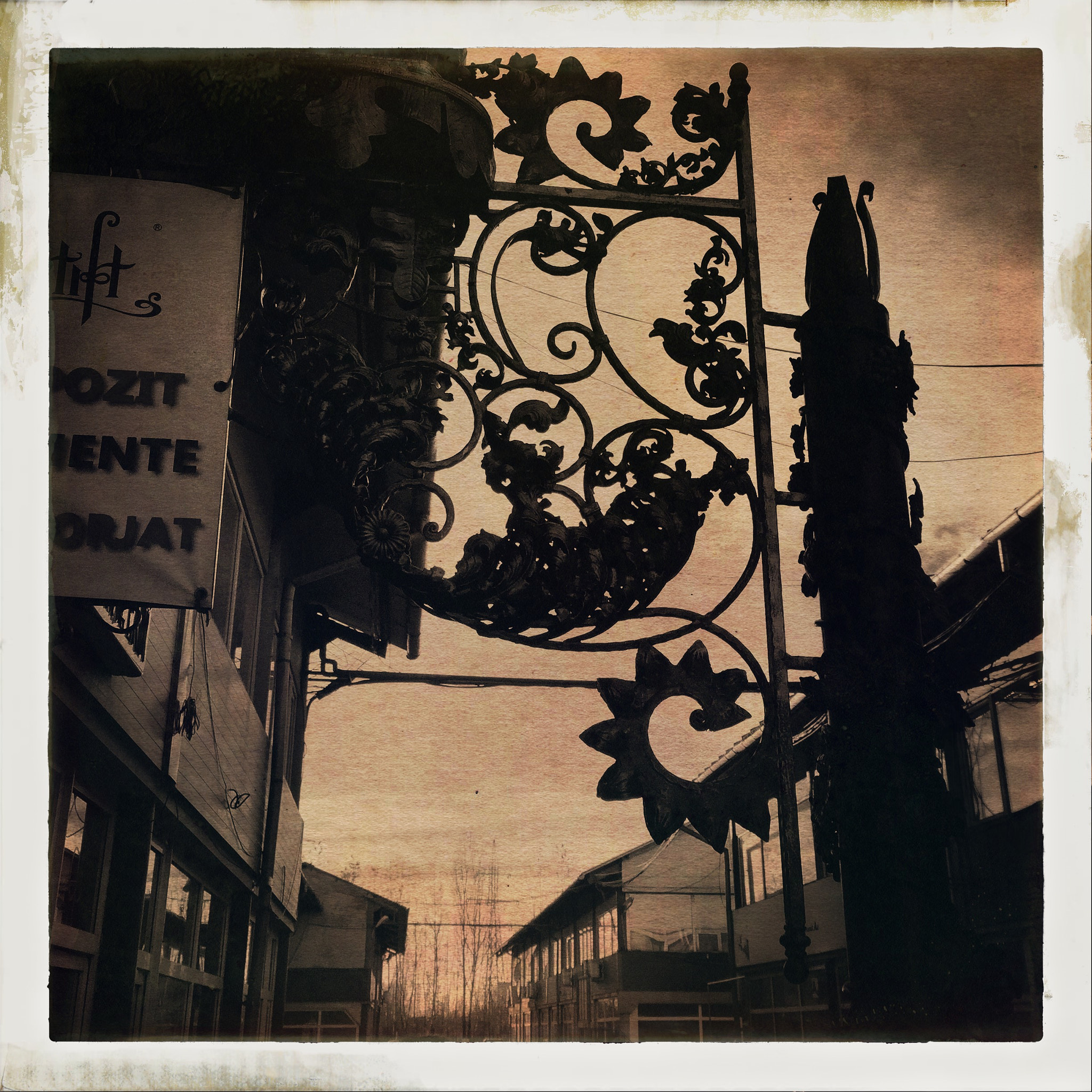 Hipstamatic 302 sample photo. Irony photography