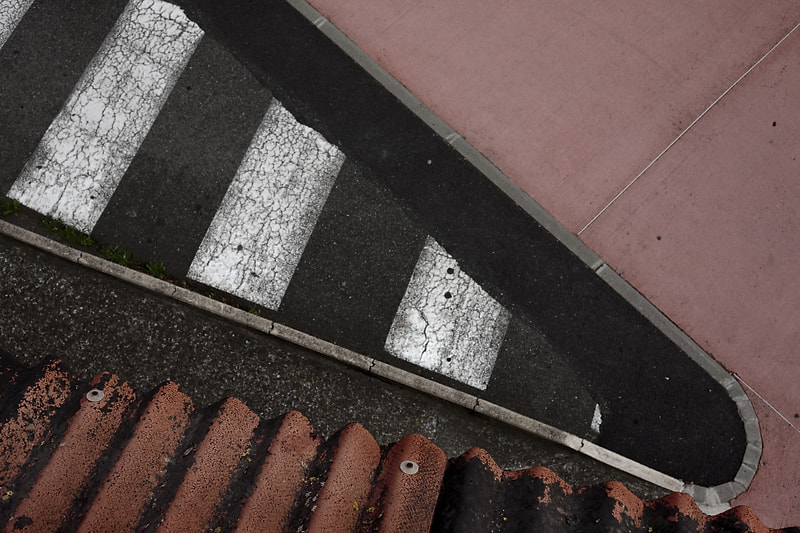 Canon EOS 5D + Canon EF 50mm f/1.8 sample photo. Sculpture urbaine photography