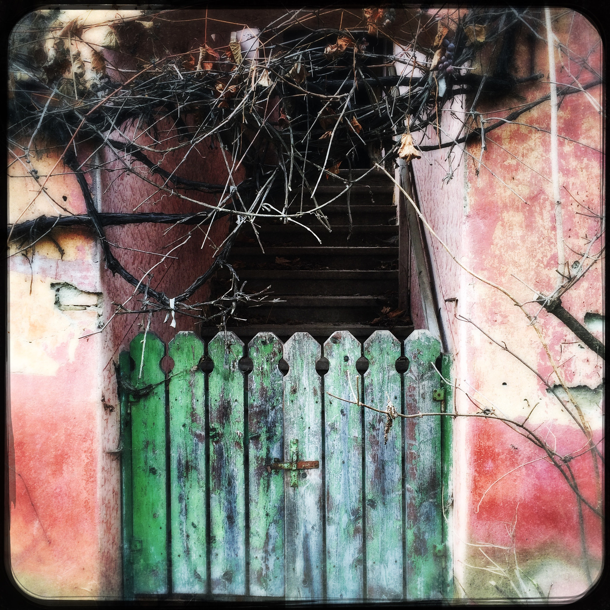 Hipstamatic 302 sample photo. Upstairs photography