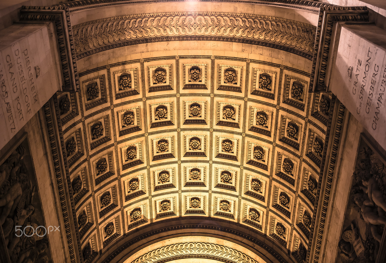 Nikon Df + AF Zoom-Nikkor 35-70mm f/2.8 sample photo. Triomphe from below photography
