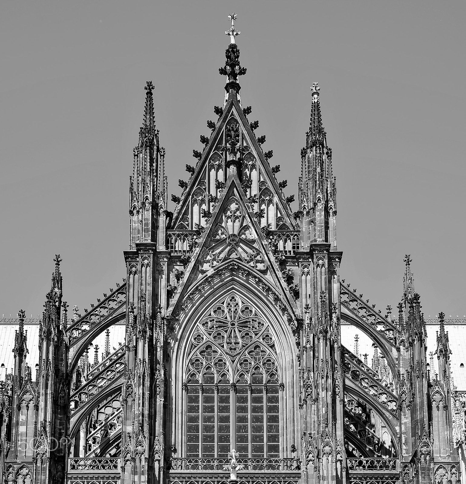 AF Zoom-Nikkor 35-70mm f/2.8 sample photo. Kölner dom - buttresses in profile photography