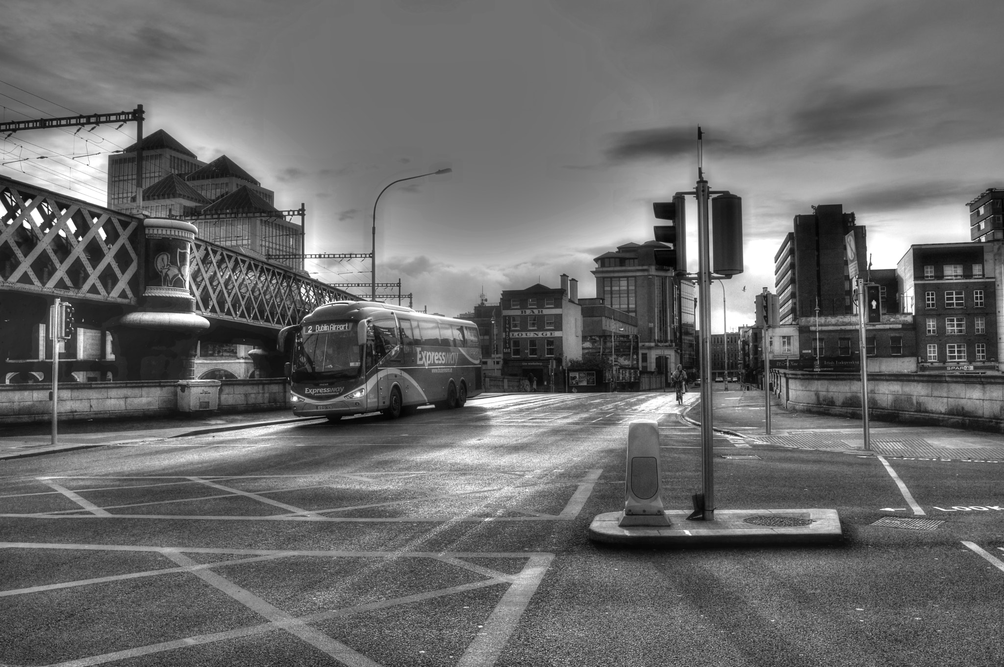 18.00 - 55.00 mm f/3.5 - 5.6 sample photo. Junction in dublin photography