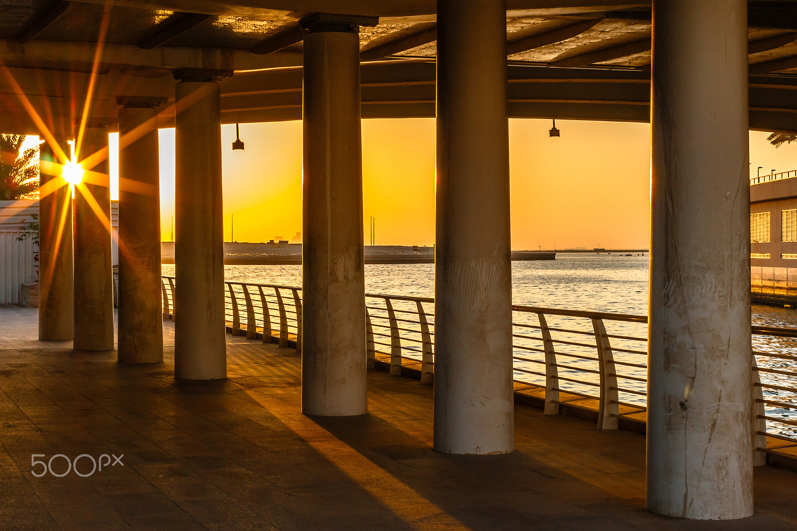Canon EOS 650D (EOS Rebel T4i / EOS Kiss X6i) sample photo. Under the bridge photography