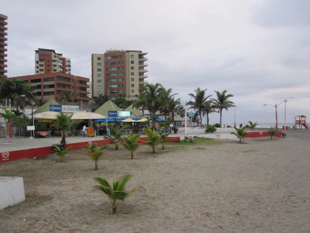Canon PowerShot SD780 IS (Digital IXUS 100 IS / IXY Digital 210 IS) sample photo. Manta ecuador hotel photography