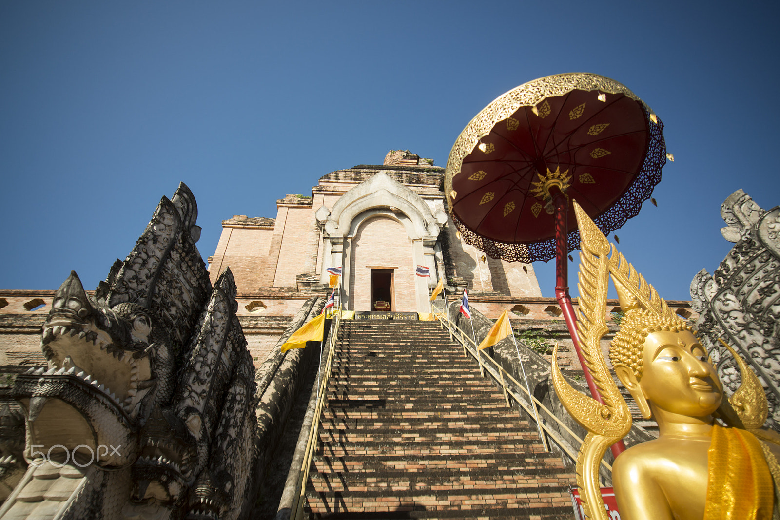 Sigma 17-35mm F2.8-4 EX DG  Aspherical HSM sample photo. Asia thailand chiang wat chedi luang photography