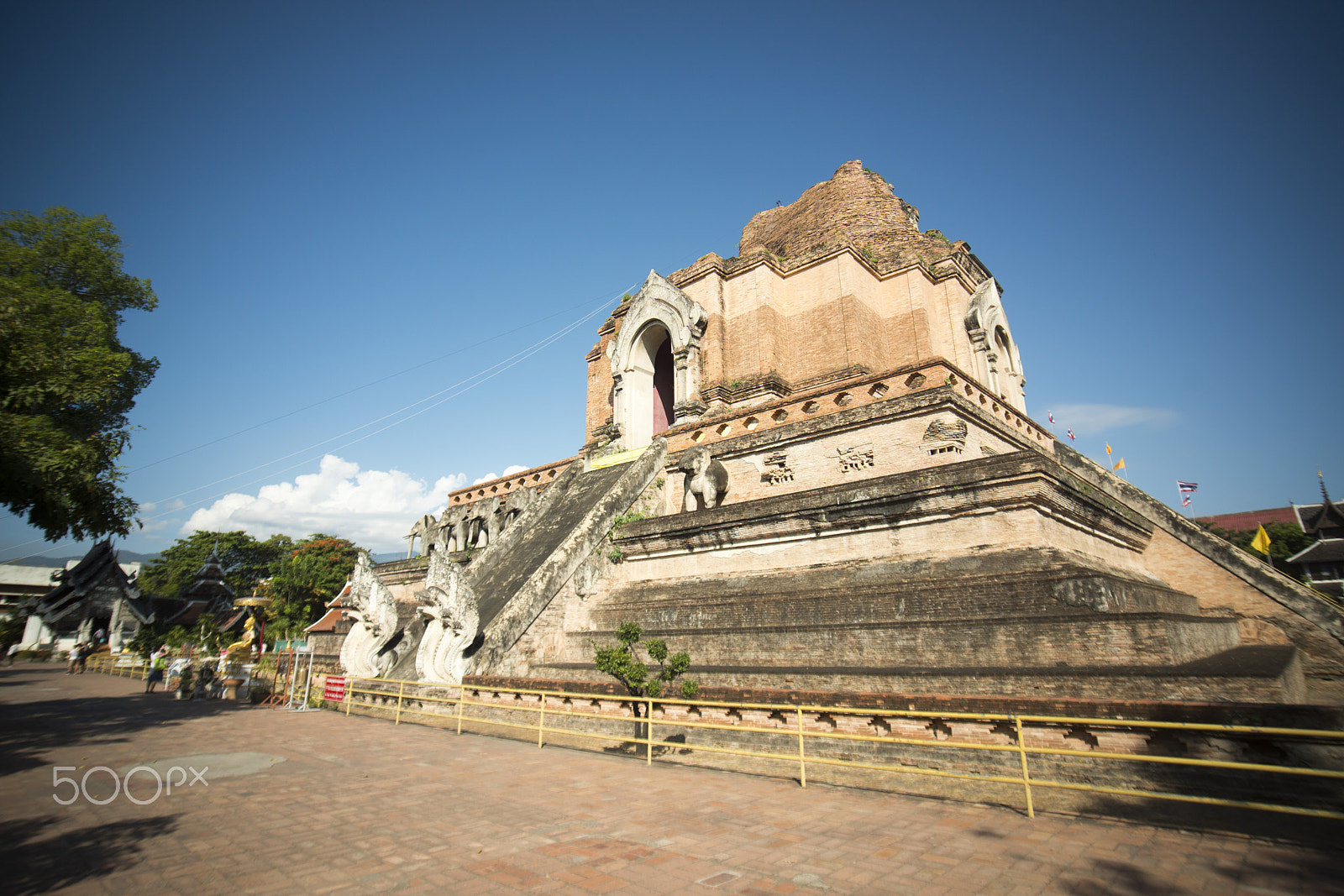 Sigma 17-35mm F2.8-4 EX DG  Aspherical HSM sample photo. Asia thailand chiang wat chedi luang photography