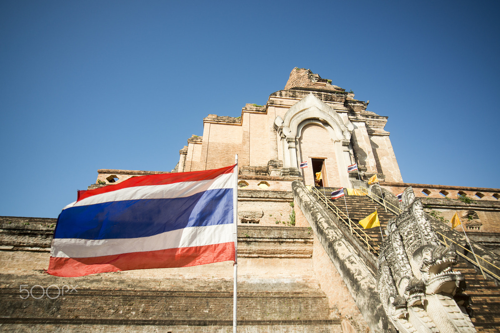 Sigma 17-35mm F2.8-4 EX DG  Aspherical HSM sample photo. Asia thailand chiang wat chedi luang photography