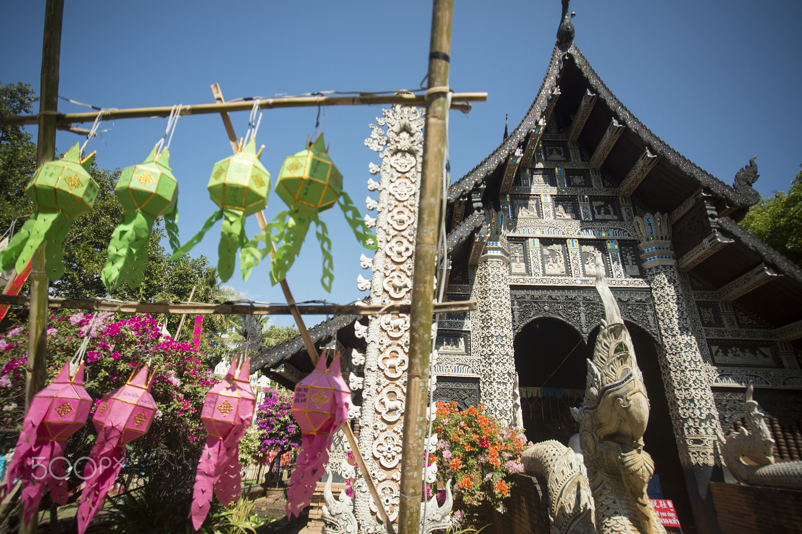 Sigma 17-35mm F2.8-4 EX DG  Aspherical HSM sample photo. Asia thailand chiang loy krathong festival photography
