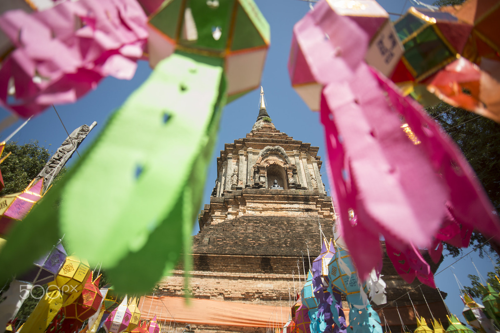 Sigma 17-35mm F2.8-4 EX DG  Aspherical HSM sample photo. Asia thailand chiang loy krathong festival photography