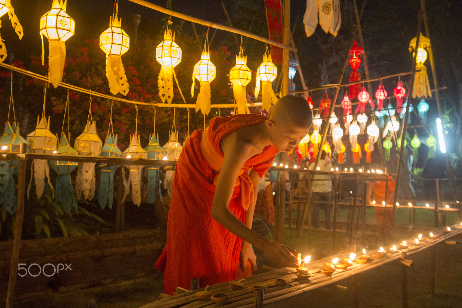 Sigma 17-35mm F2.8-4 EX DG  Aspherical HSM sample photo. Asia thailand chiang loy krathong festival photography