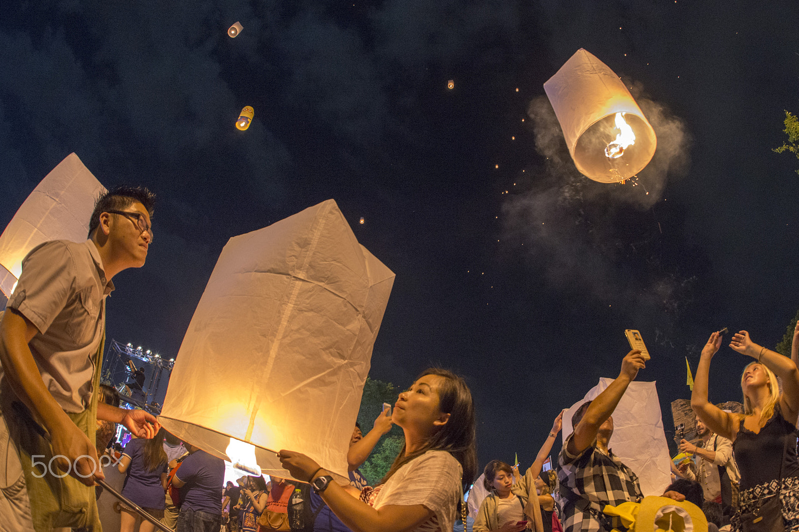 Nikon D800 + Sigma 15mm F2.8 EX DG Diagonal Fisheye sample photo. Asia thailand chiang loy krathong festival photography