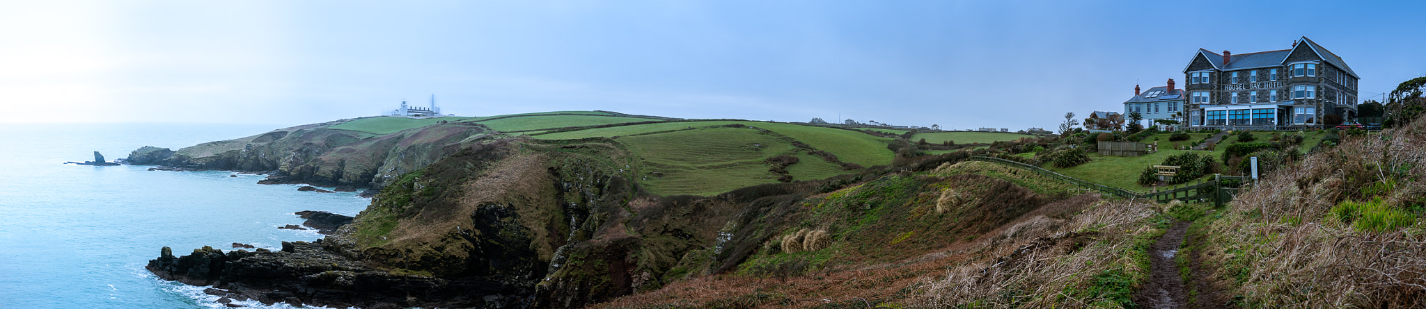 Sony Alpha NEX-6 + 16-35mm F4 ZA OSS sample photo. Overlooking the sea photography