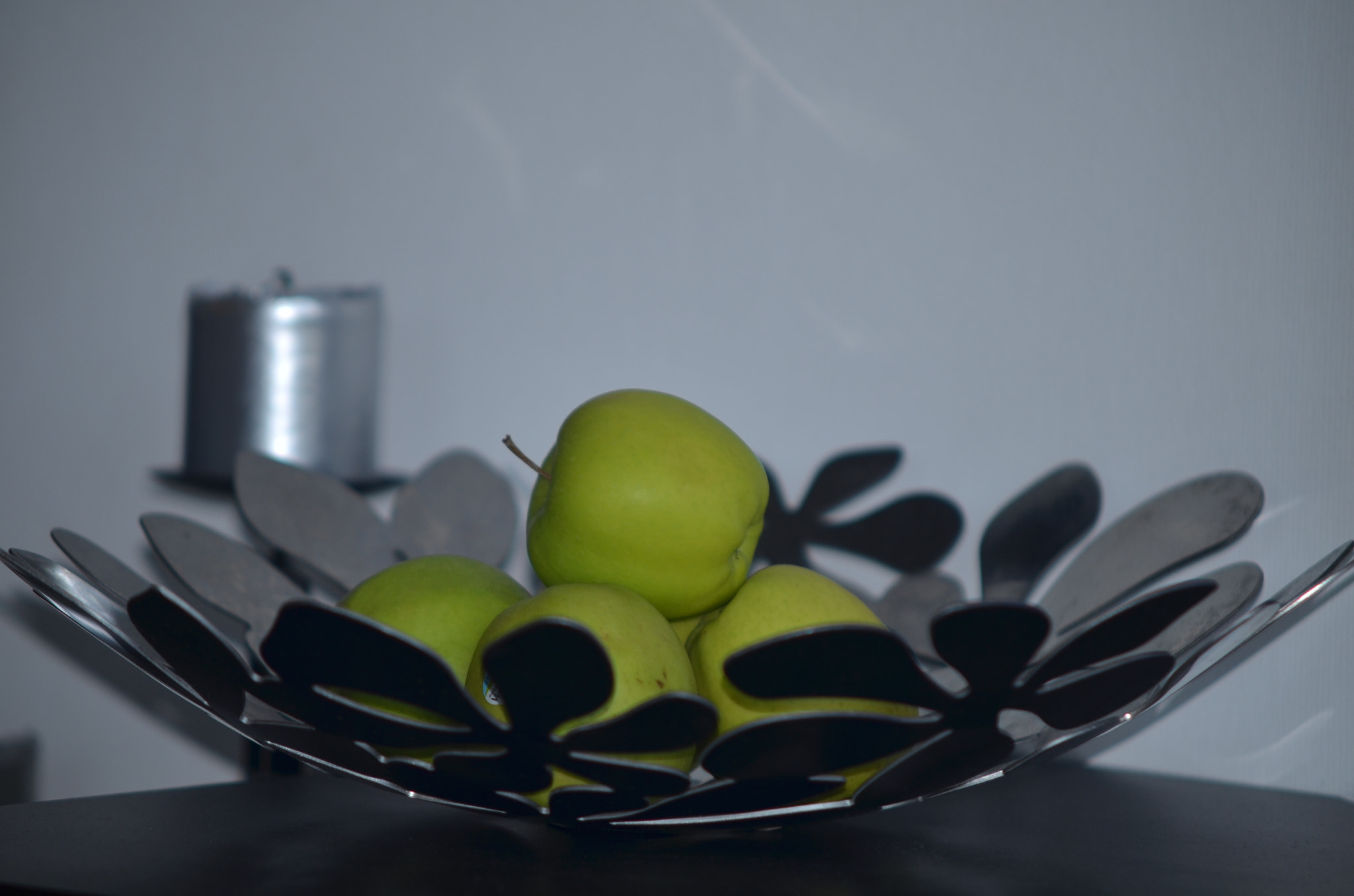 Sigma 50-150mm F2.8 EX APO DC HSM sample photo. Green apple  photography