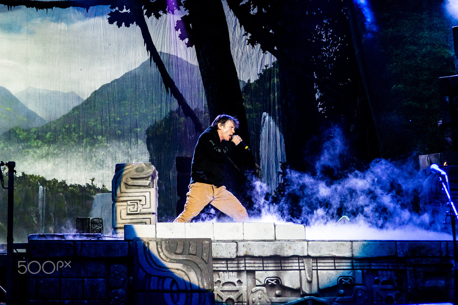 Canon EOS 100D (EOS Rebel SL1 / EOS Kiss X7) sample photo. Iron maiden, estadio nacional, santiago, chile photography