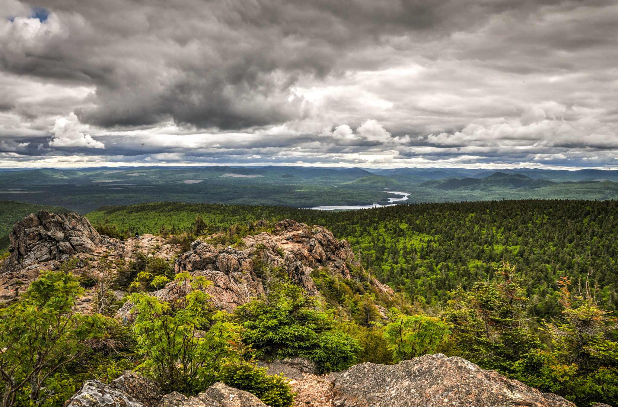 Sigma 17-70mm F2.8-4 DC Macro OS HSM sample photo. View from mt carleton photography
