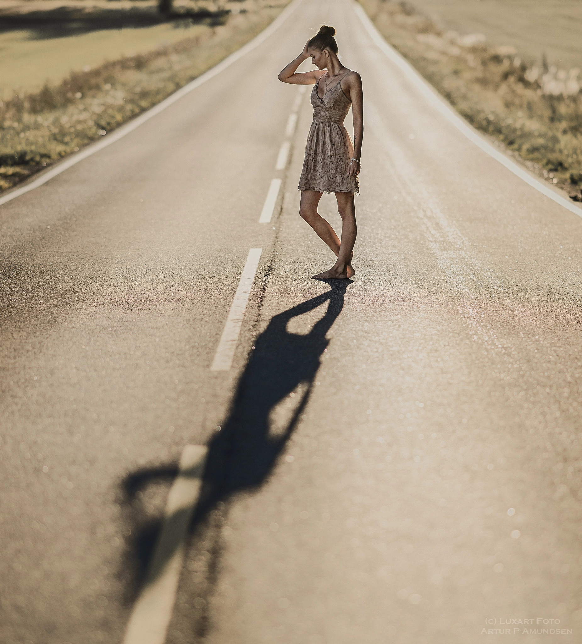 Sony Sonnar T* 135mm F1.8 ZA sample photo. Ramona in statuesque pose photography