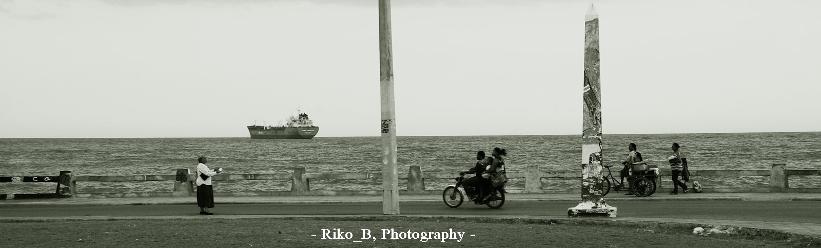 Pentax K10D + Sigma sample photo. Harbour photography