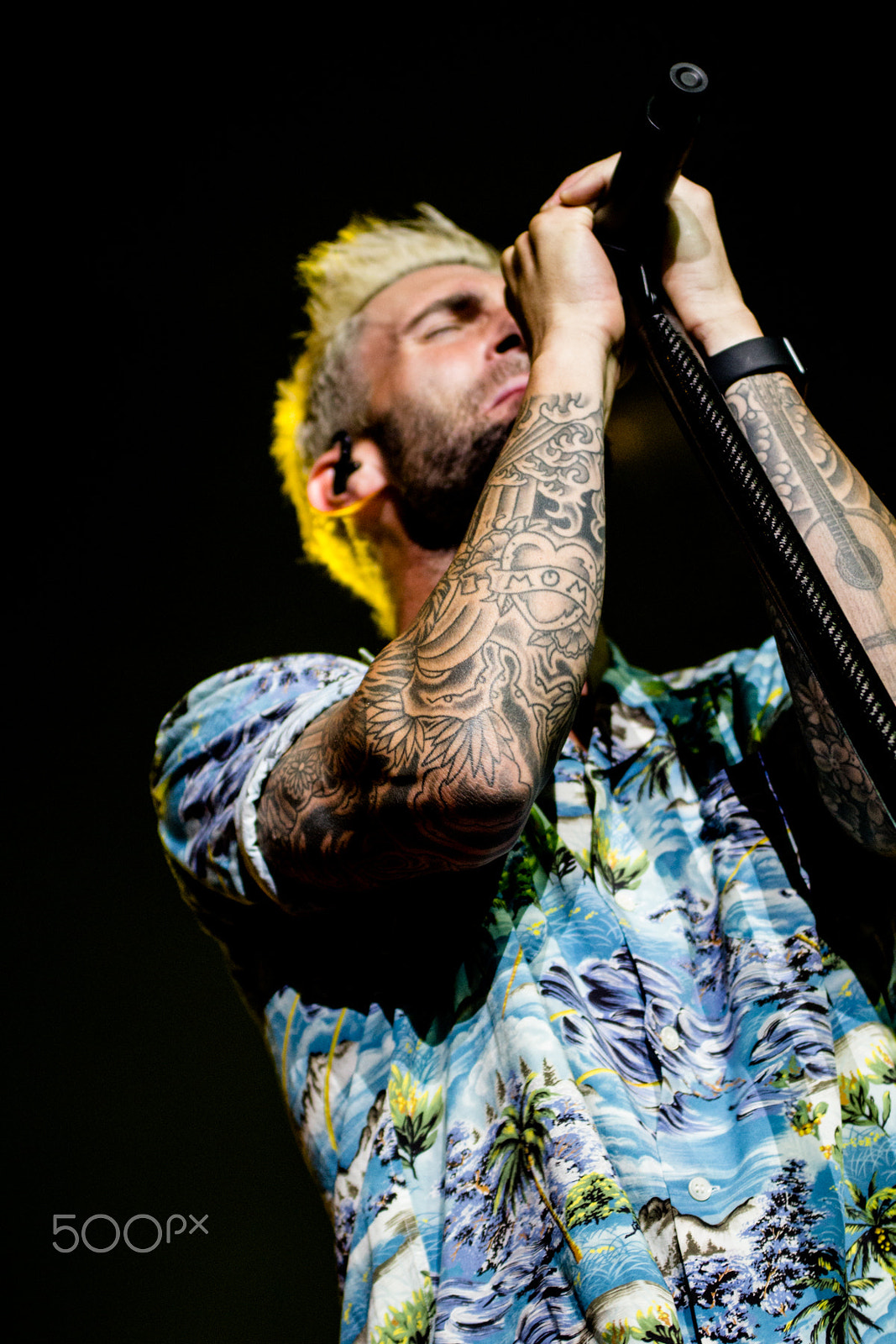 Sigma 70-200mm F2.8 EX DG OS HSM sample photo. Maroon 5 concert santiago chile photography