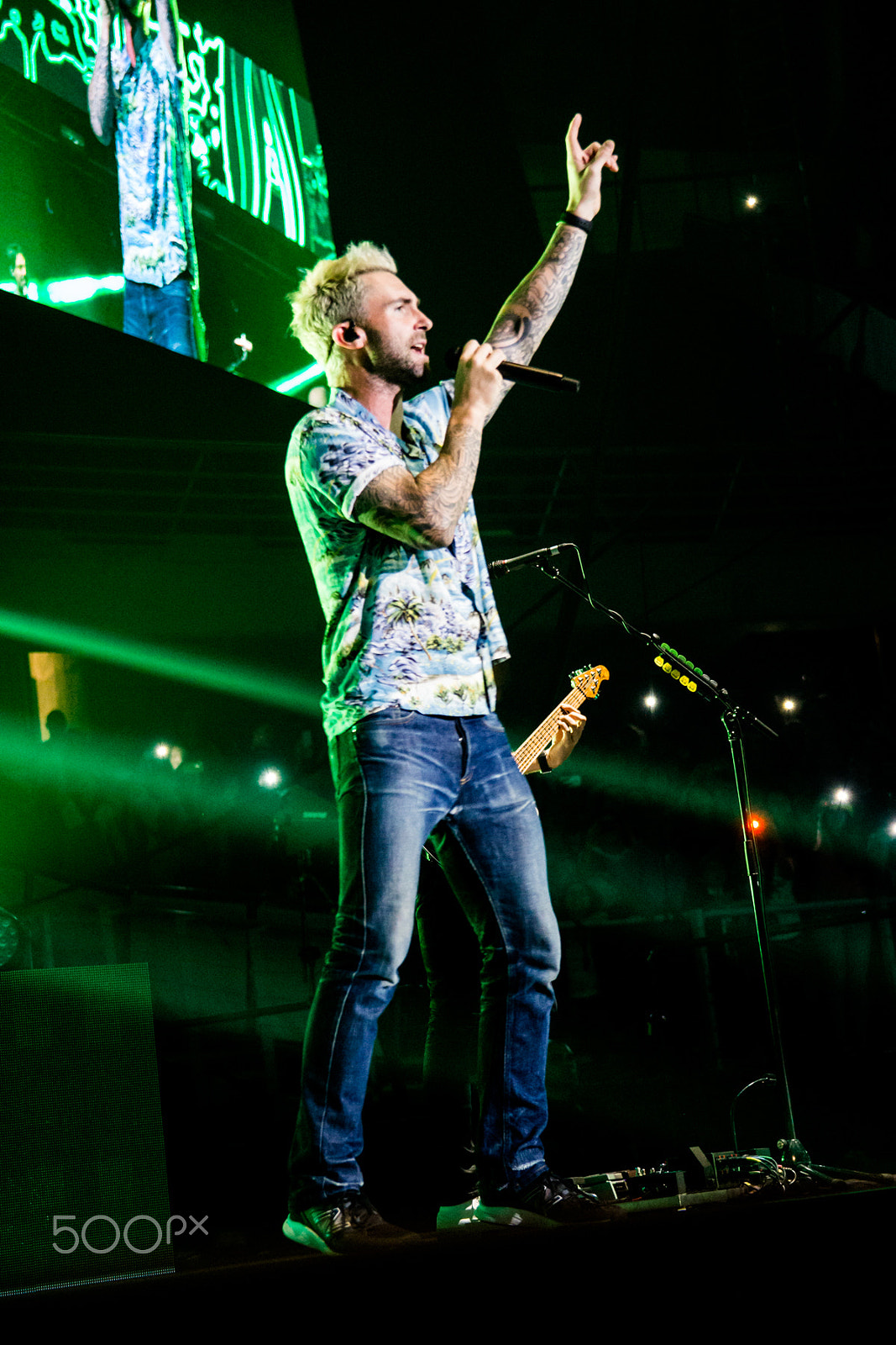 Canon EOS 100D (EOS Rebel SL1 / EOS Kiss X7) sample photo. Maroon 5 concert santiago chile photography