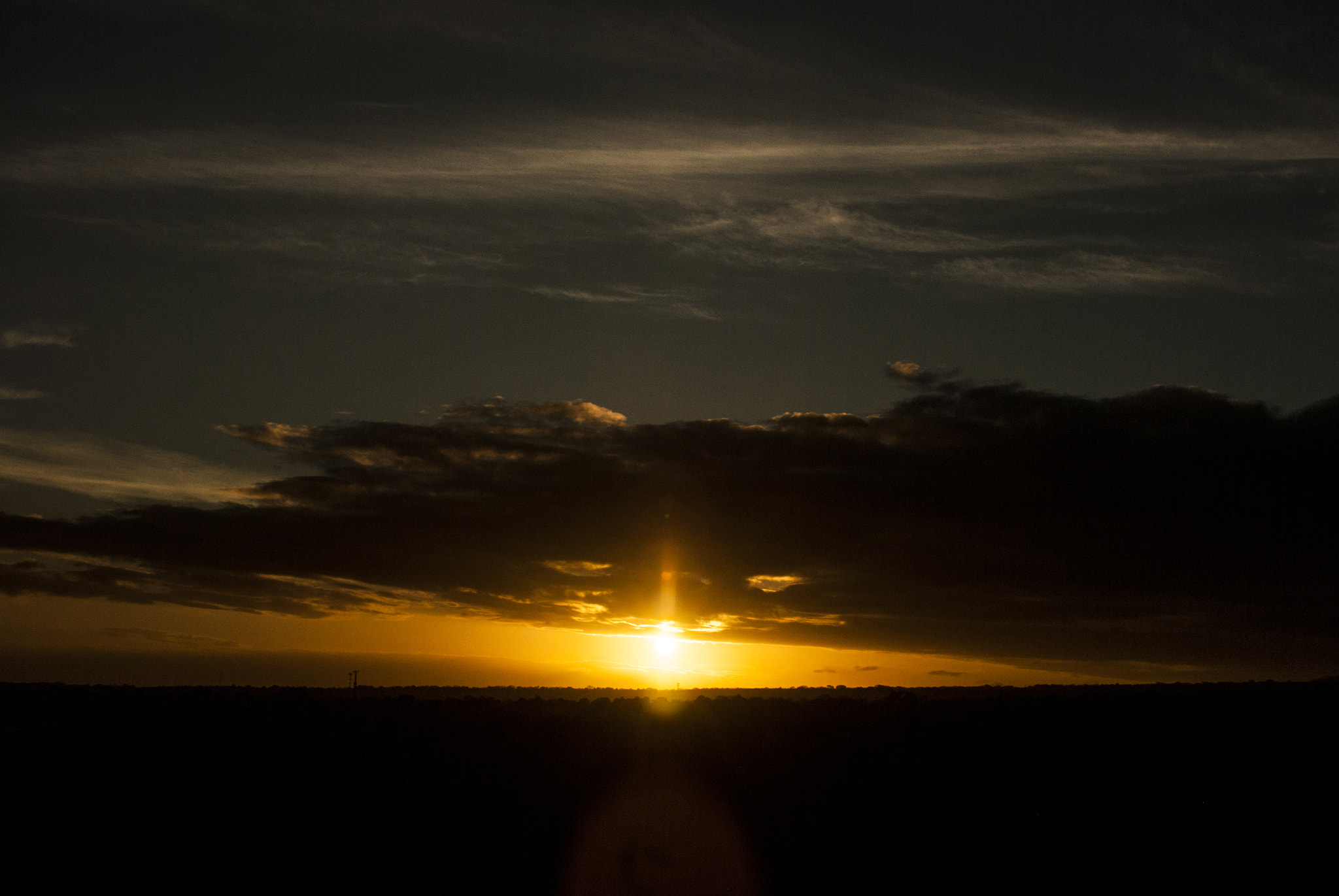 Sigma 28-200mm F3.5-5.6 Compact Aspherical Hyperzoom Macro sample photo. Sunset photography