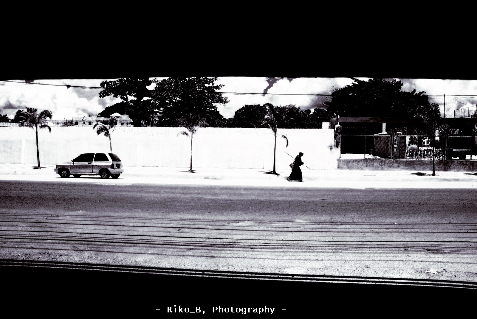 Pentax K10D + Sigma sample photo. Devil photography
