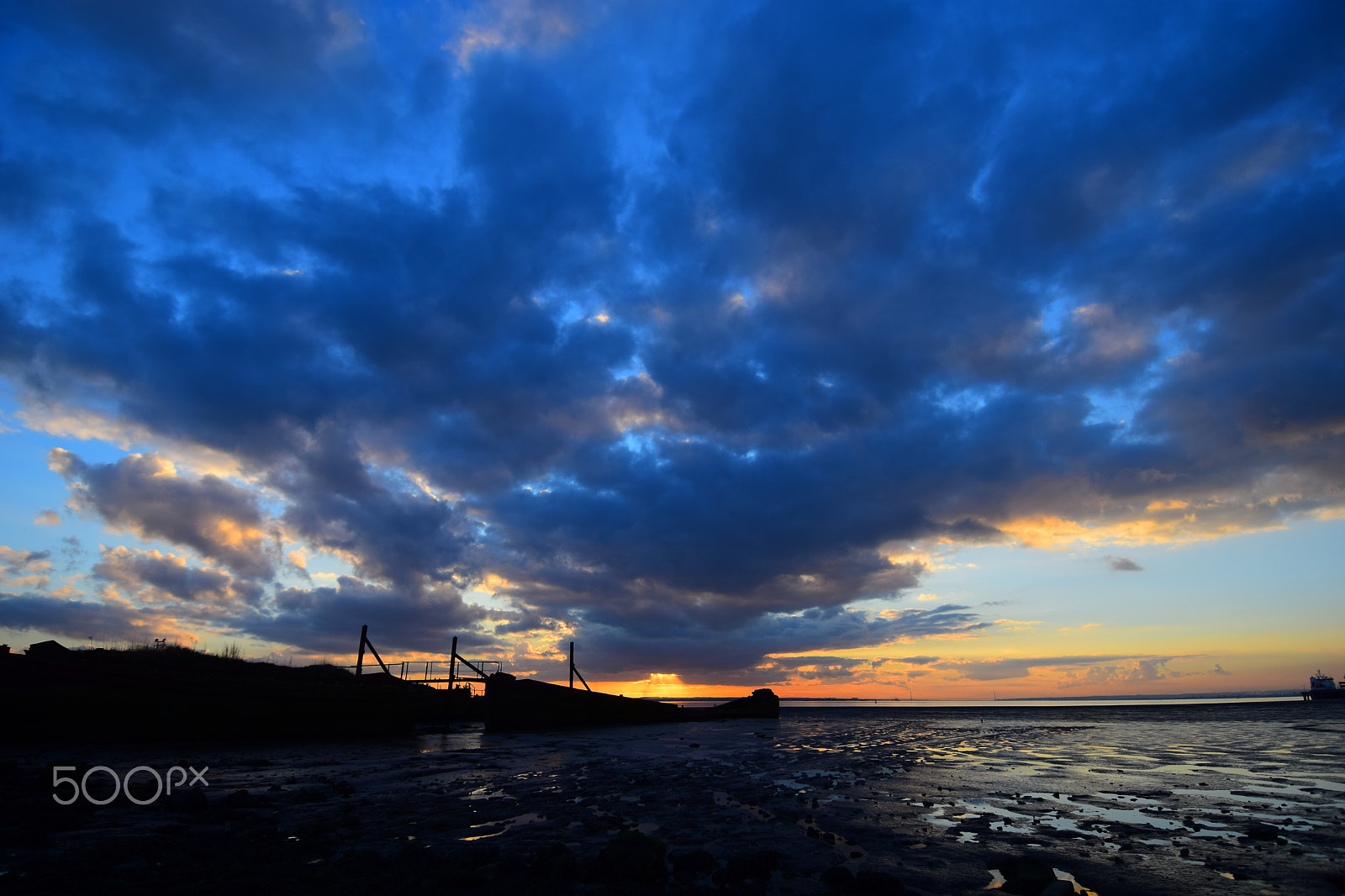 Nikon D5300 + Tokina AT-X Pro 12-24mm F4 (IF) DX sample photo. Sunset photography