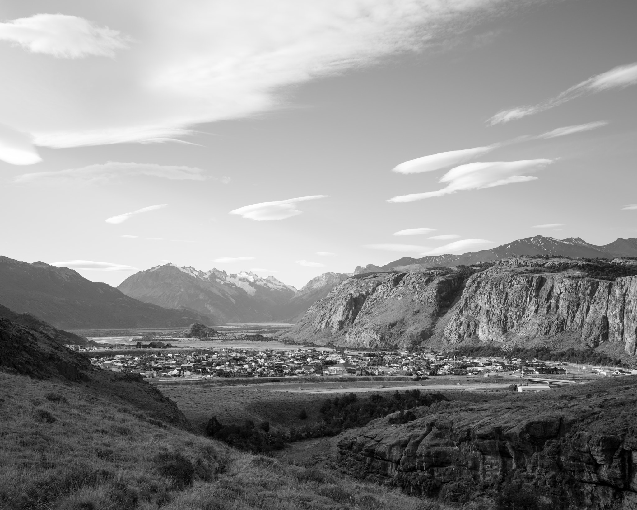 E 35mm F2 sample photo. El chalten photography