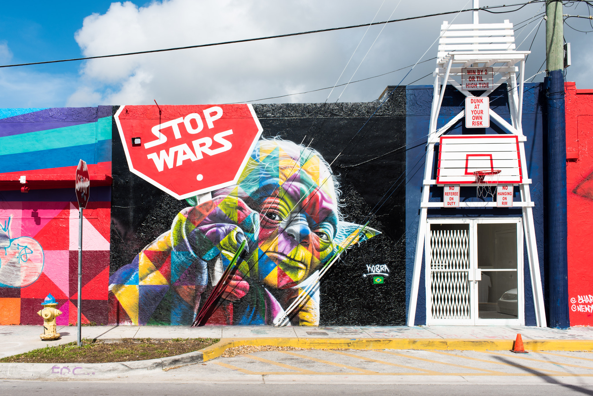 Nikon D750 + AF-S Nikkor 35mm f/1.8G sample photo. Miami street art photography