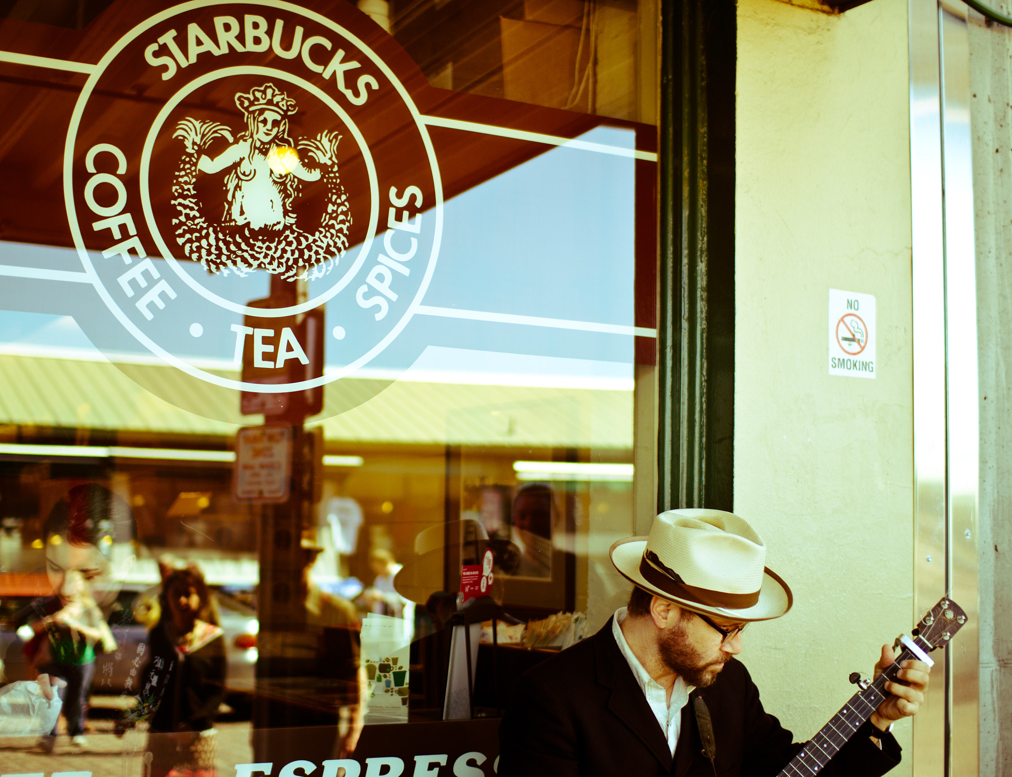 Nikon D7000 + Sigma 30mm F1.4 EX DC HSM sample photo. Coffee and blues photography
