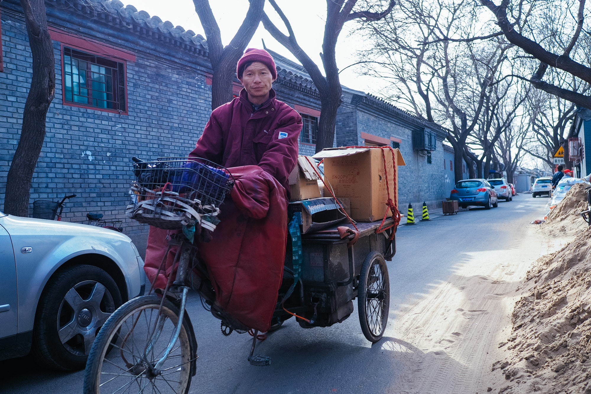 Olympus OM-D E-M10 + LEICA DG SUMMILUX 15/F1.7 sample photo. Streets in beijing photography