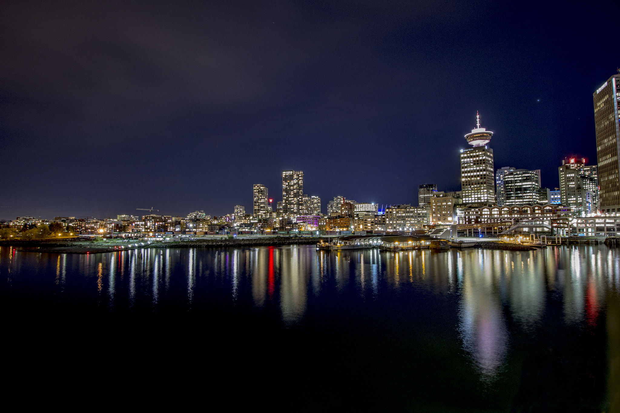Canon EF-S 10-18mm F4.5–5.6 IS STM sample photo. Happy birthday vancouver photography